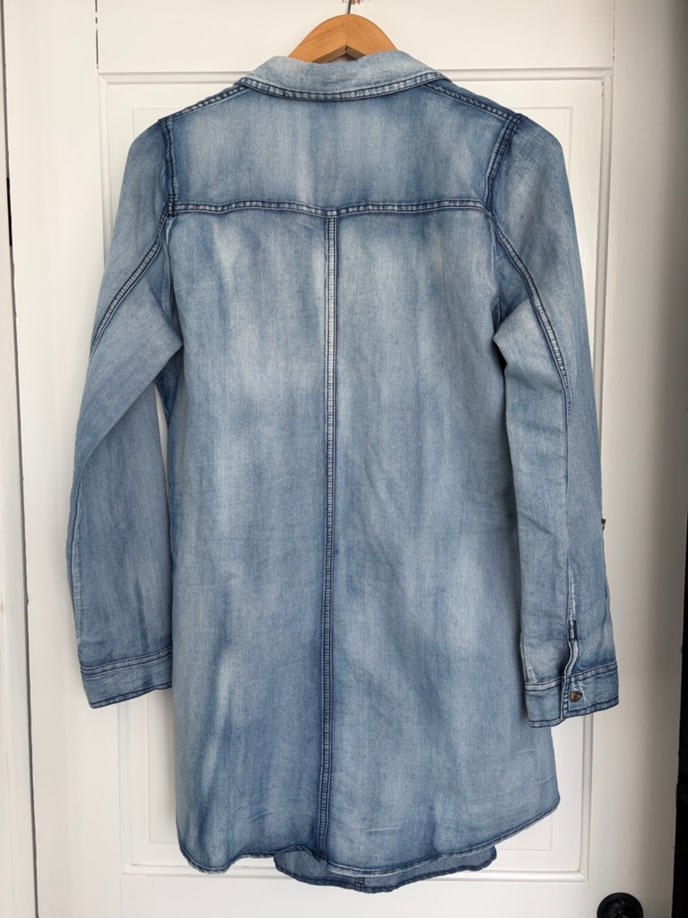 Sweet Wanderer Light Blue Denim Shirt Jacket Dress Size Large Junior’s. - Picture 6 of 6